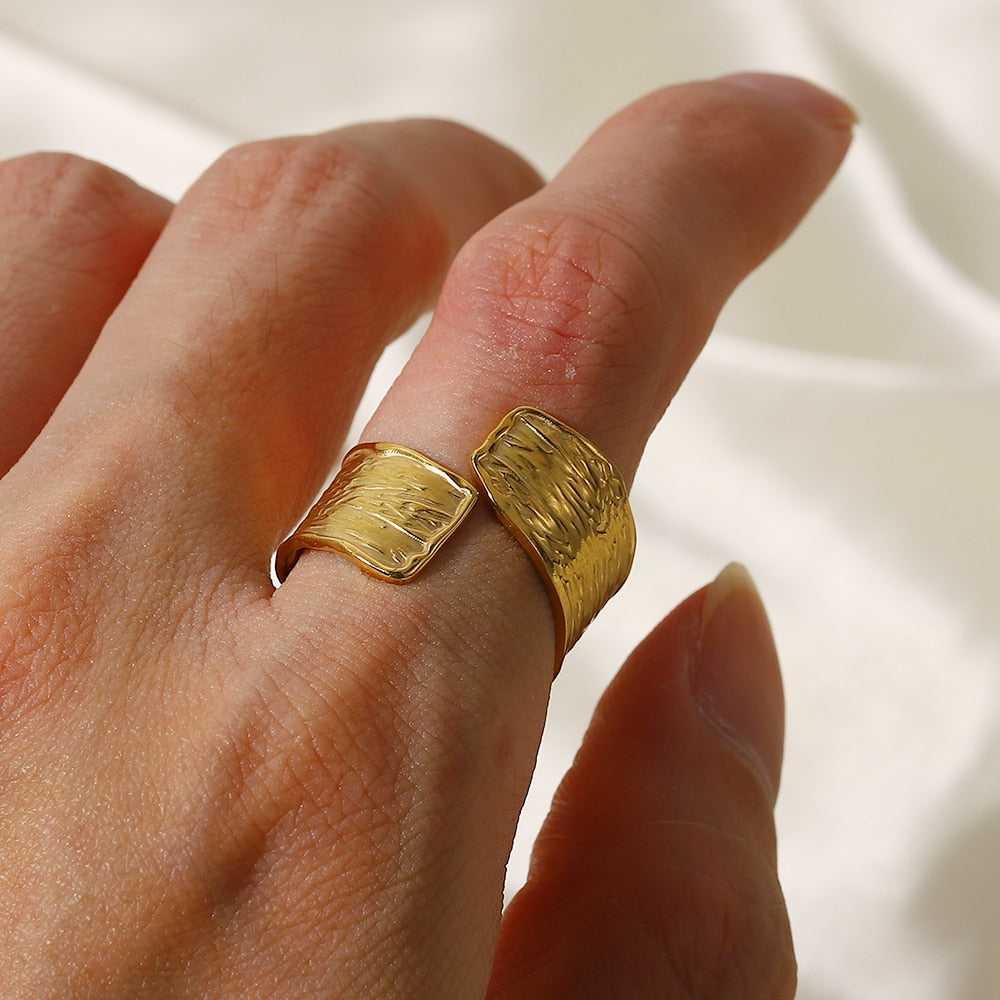 Budapest Wrap Ring
