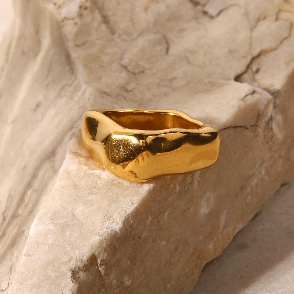 Budapest Statement Ring