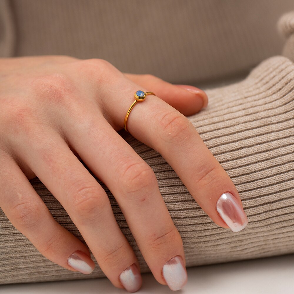 Bucharest Dainty Ring