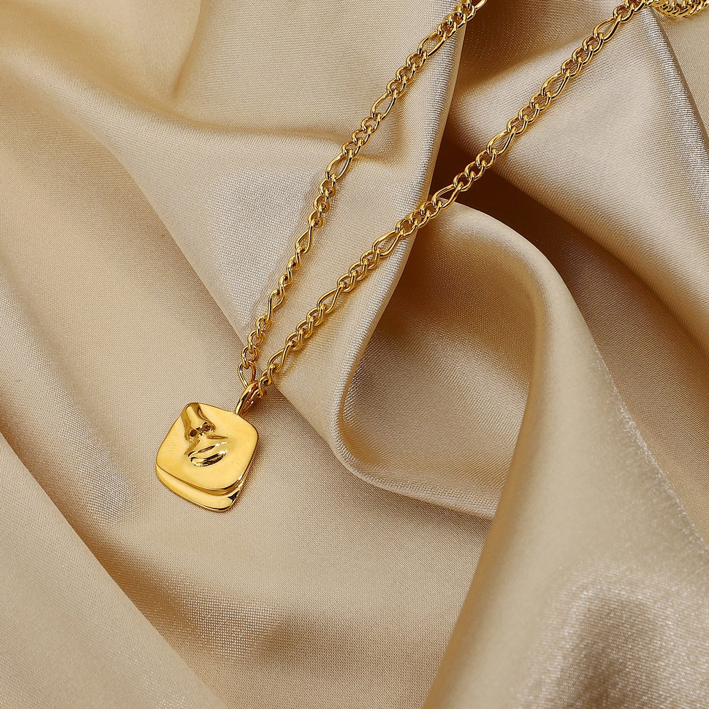 Copenhagen Body Necklace