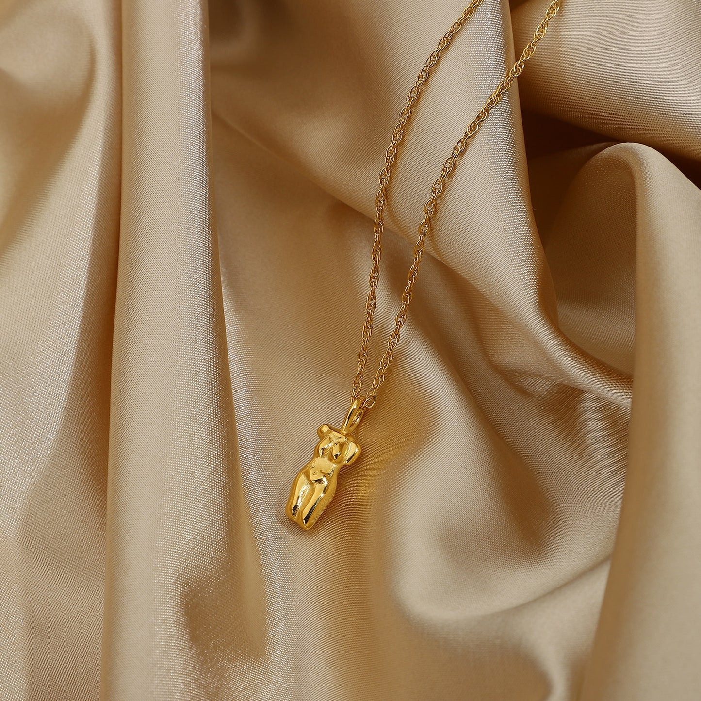 Copenhagen Body Necklace
